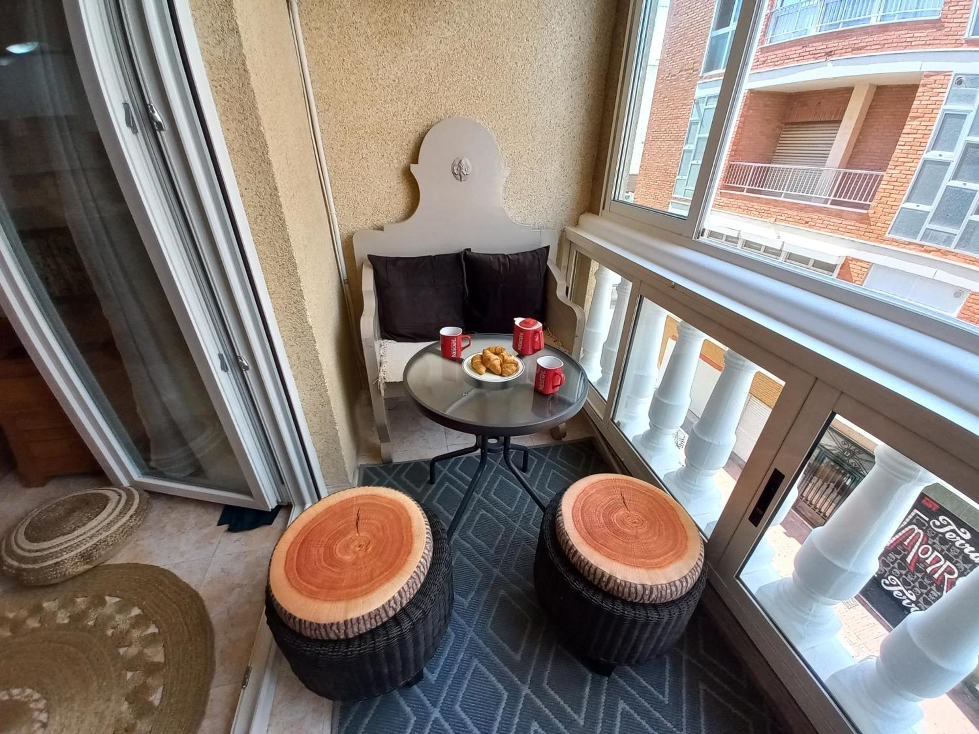Hola Torrevieja Apartment Bagian luar foto
